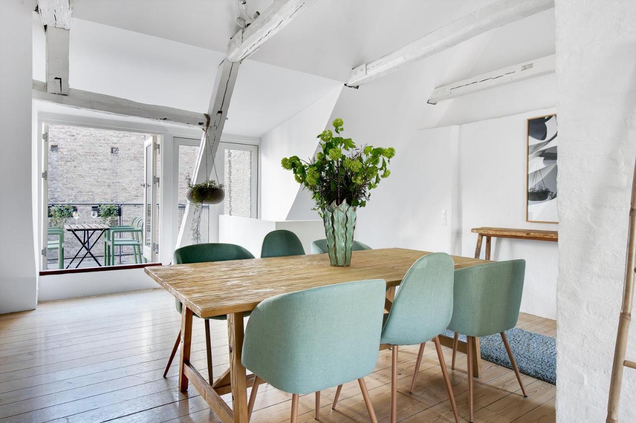 Apartment Sanders Main - Endearing Two-bedroom Duplex With A Balcony Next To Magical Nyhavn *